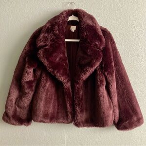 Women’s cropped faux fur maroon coat in size Medium